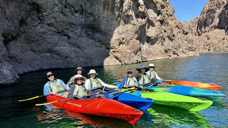 From Las Vegas: Kayak Rental to Emerald Cave Colorado River - The short walk to the canyon overlook