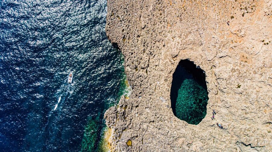 From Mellieħa: Coral Lagoon Kayak Rental - Planning your visit around comfort and weather