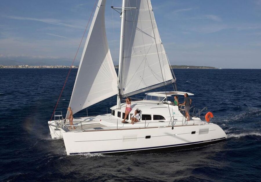 From Ornos: Mykonos Delos Catamaran Cruise with Meal & SUP - Who will enjoy this cruise most?