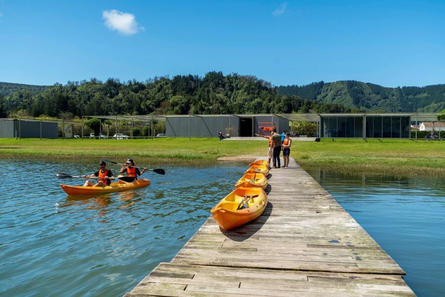 From Ponta Delgada: Sete Cidades Jeep, Bike, & Kayak Ride - Sete Cidades From the High Viewpoints