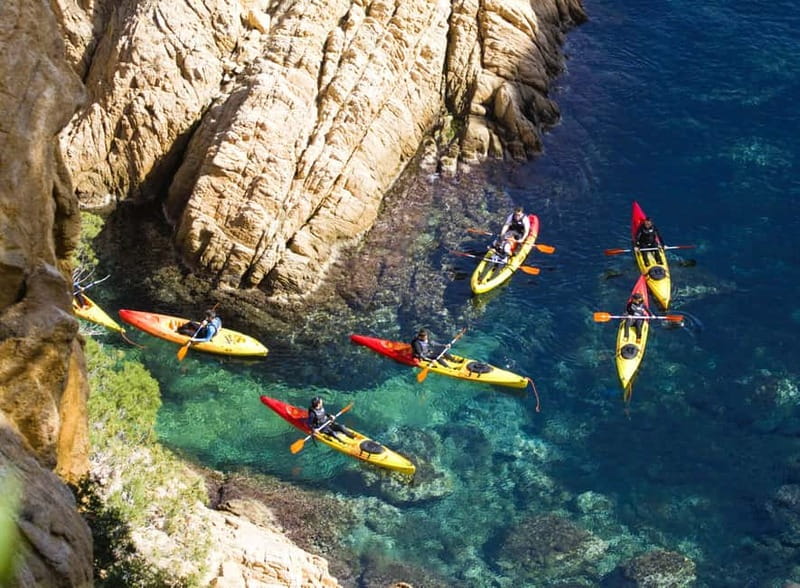 From Sant Feliu de Guíxols: Kayak and Snorkel in Costa Brava - The first 15 minutes: safety before scenery
