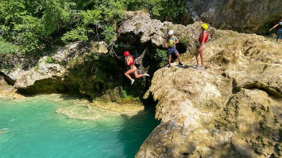 From Slunj: Mrežnica Canyon Kayaking Tour - A three-hour activity with a shorter river portion