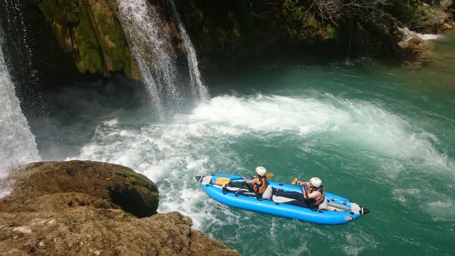 From Slunj: Mrežnica Canyon Kayaking Tour - Group size, guiding, and the feel of the day