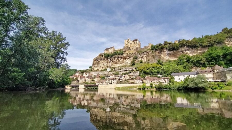 From Vitrac: Dordogne River Canoe Rental - Swimming, picnics, and the right kind of slow day