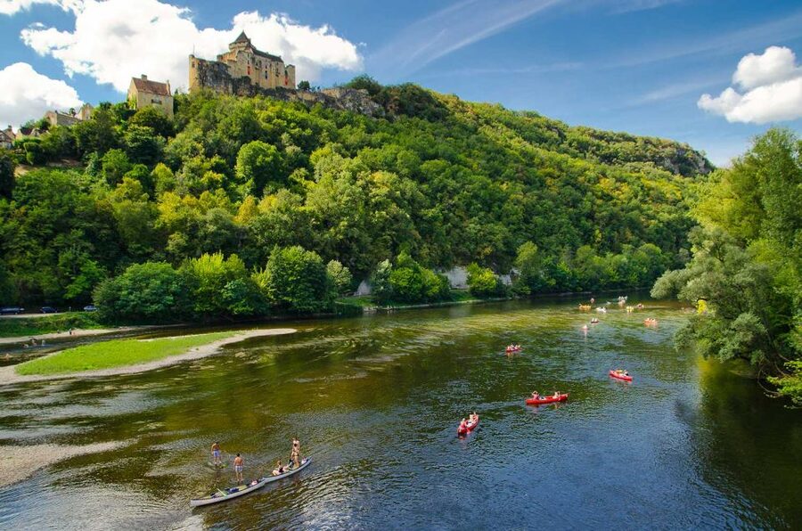 From Vitrac: Dordogne River Canoe Rental - Service, crowds, and accessibility