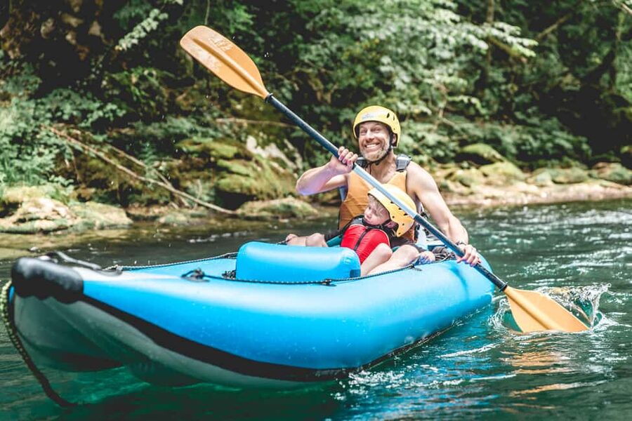 From Zagreb: Mrežnica kayaking & Rastoke village - day trip - A short transfer to the Mrežnica base camp