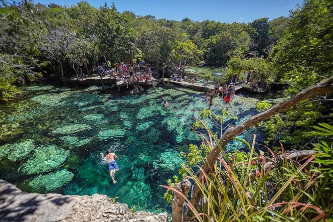 Full day tour to BACALAR, Beach Club, Kayak and an amazing Cenote - Marmol Beach Club and three hours on the lagoon