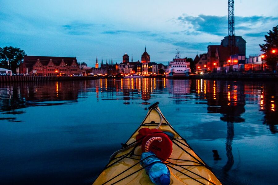 Gdansk: Sunset Kayak Tour - Chasing the last light on the Motlawa
