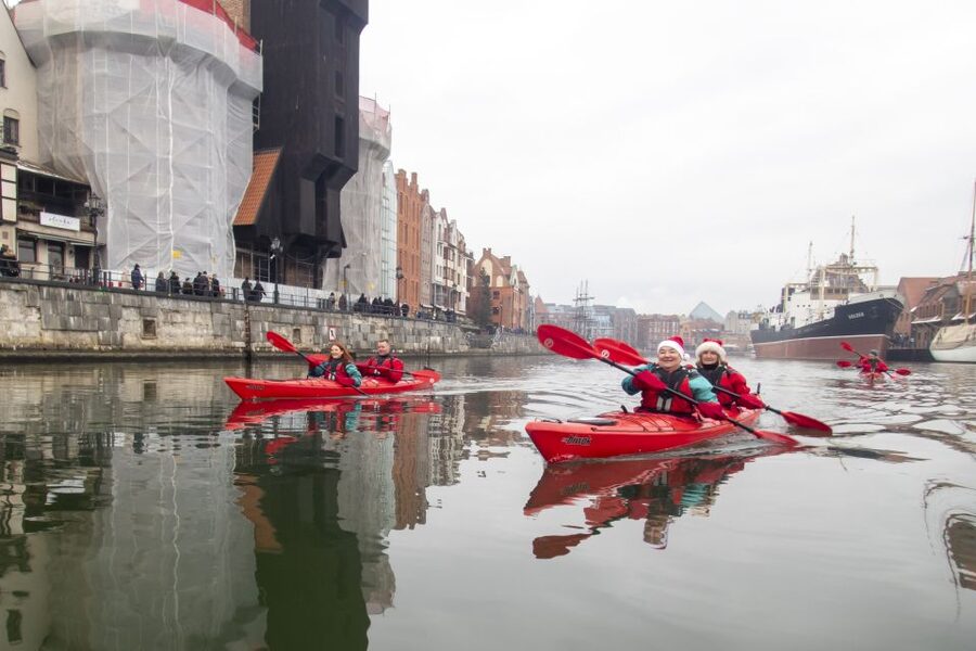Gdansk: Winter Kayaking Tour - What $55 buys you