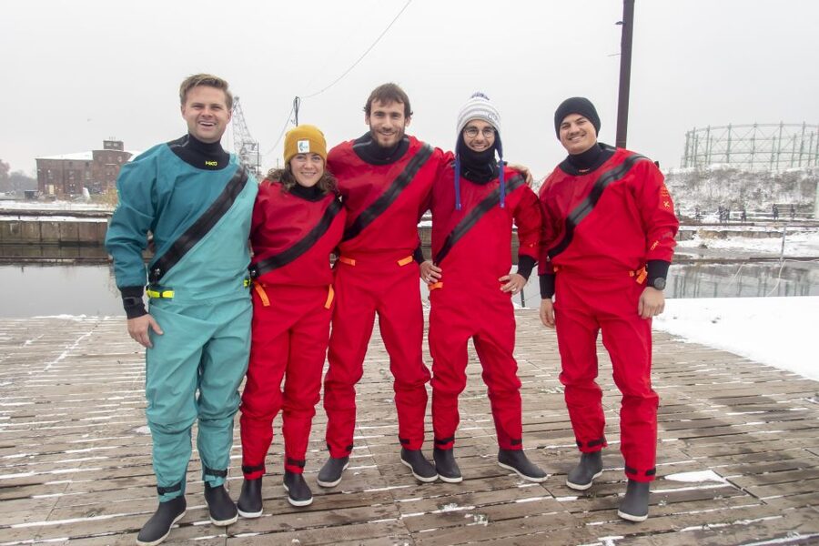 Gdansk: Winter Kayaking Tour - Meeting the group near the shipyard