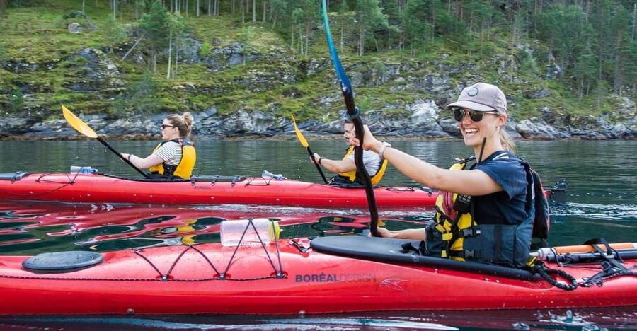 Geiranger: Kayak tour with guide - Why kayaking changes your view of Geirangerfjord