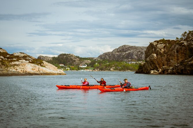 Guided Kayak Tour Bergen - Getting ready for a first kayak trip