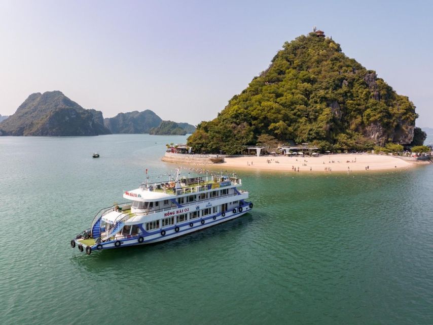 Ha Long: Afternoon Cruise with Lunch, Kayaking, and Swimming - The Ha Long Bay highlights at a glance