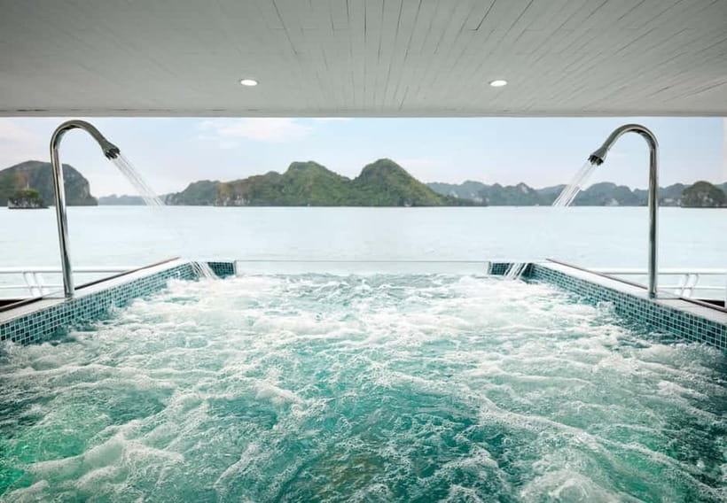 Ha Long Bay- Luxury Day Cruise, Lunch& Kayaking&Sunset party - Titop Island and the 300-step choice