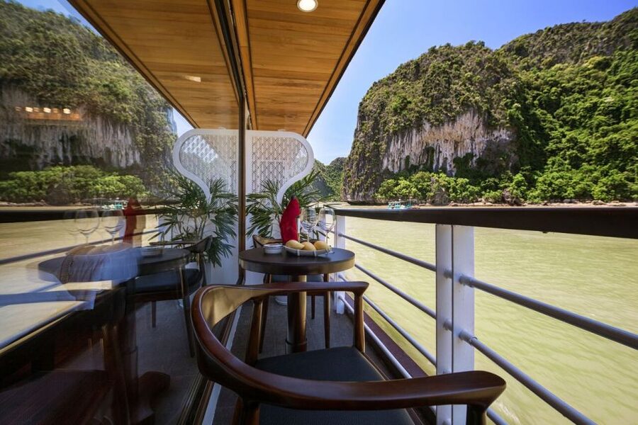 Ha Long & Lan Ha Bays: 2-Day Cruise with Meals & Kayaking - Cooking class, sunset drinks, and dinner