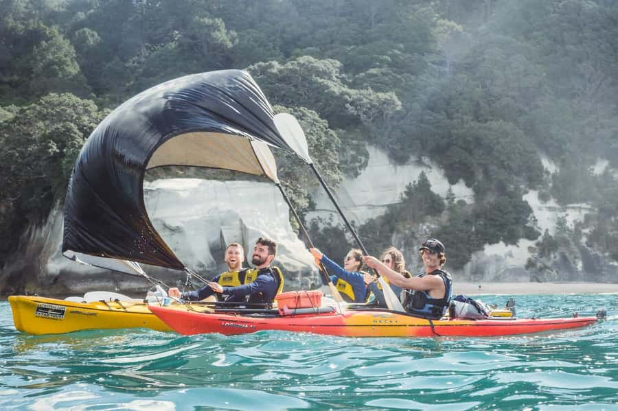 Hahei: Cathedral Cove Kayak Tour - Refreshments included - What to bring and how to prepare
