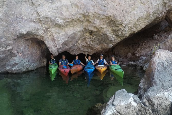 Half-Day Emerald Cave Kayak Tour with Optional Hotel Pickup - Hotel pickup or self-drive to Arizona