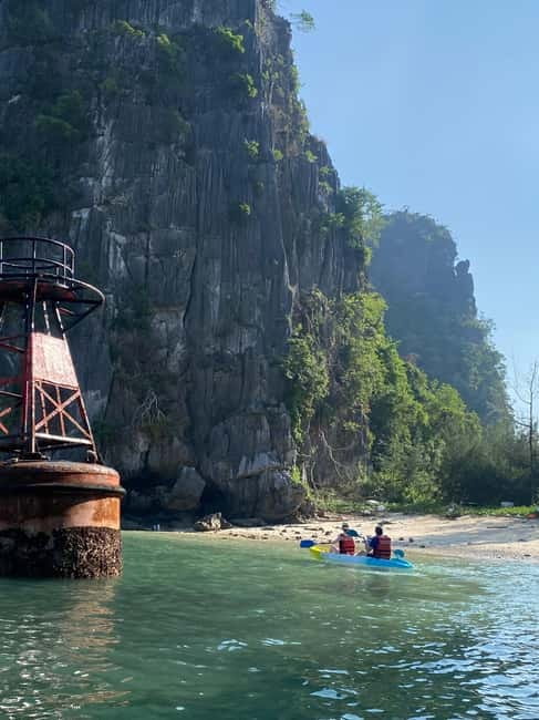 Half day Lan Ha Bay : Boat Trip , Kayaking,Snorkel - Kayaking through quieter parts of Lan Ha Bay