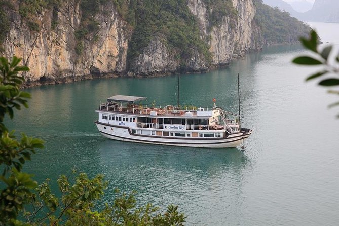 Halong Bay 2D1N BEST CRUISES All-Inclusive: Transfer, Meals, Kayak, Cave, Island - Day one: islands, caves, and open bay views