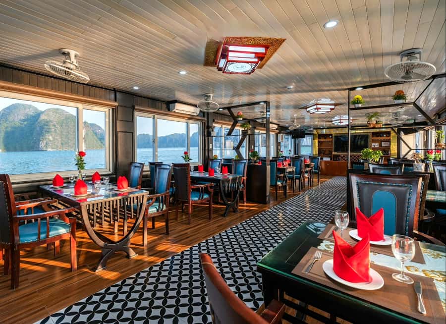 Halong Bay: Day Cruise with Caves, Kayaking & Sunset Party - Key points at a glance