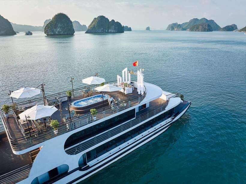 Halong Bay: Luxury Day Cruise with Buffet, Kayak, Swim - Key points to know before you book