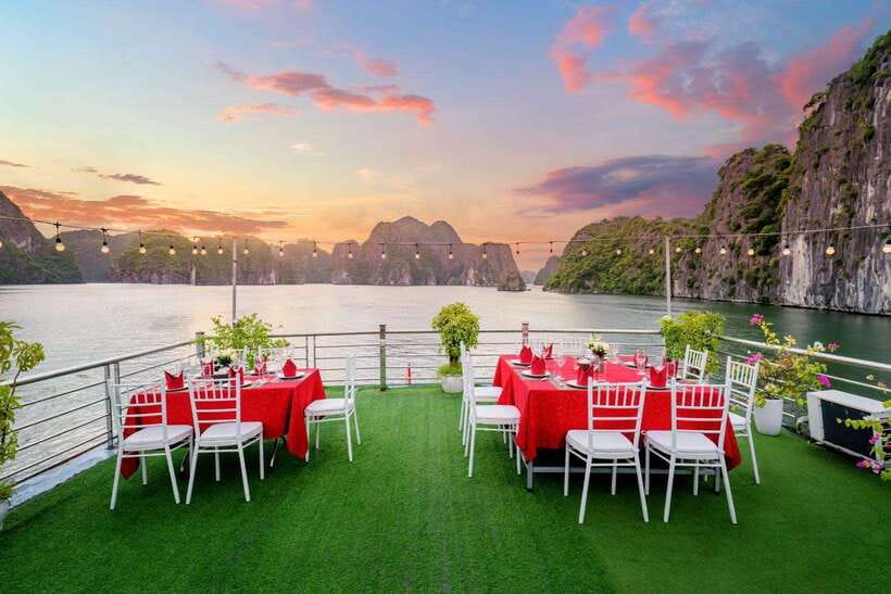 Hanoi: 2-Day Ha Long and Lan Ha Bay Cruise with Kayaking - Key points to know before booking