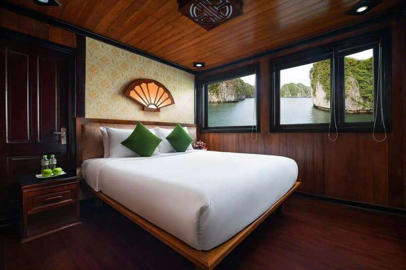 Hanoi: 2-Day Halong Bay Boutique Cruise with Kayaking - Sunset, cooking class, and dinner on the boat