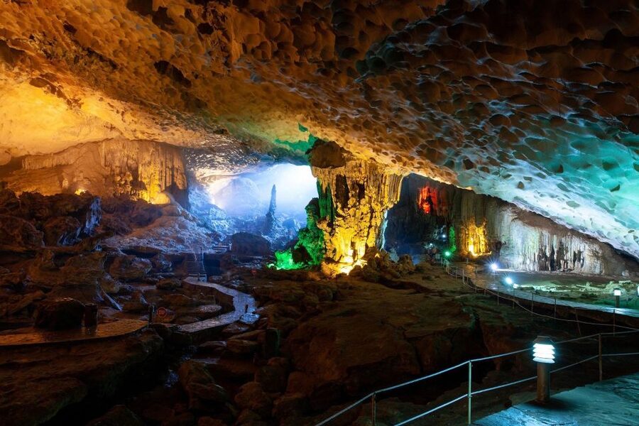 Hanoi: Halong Bay Day Trip with Titop Island, Cave, & Kayak - What $40 really gets you