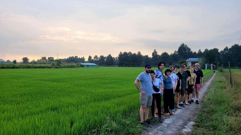 Ho Chi Minh City: 2-Day Bike & Kayak Mekong Delta Tour - Pagoda, river boats, honey tea, and coconut candy