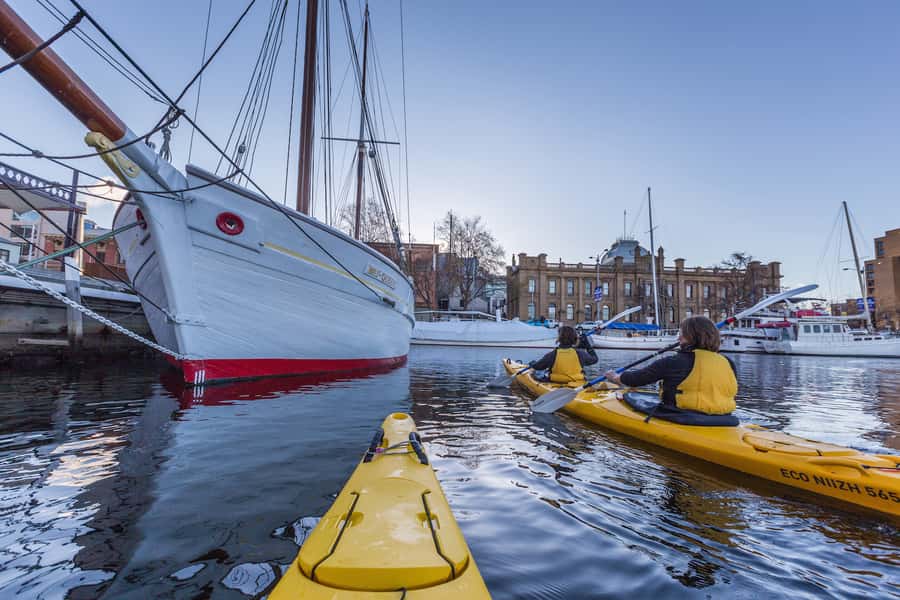 Hobart City 2.5-Hour Kayak Tour - Paddling past Battery Point