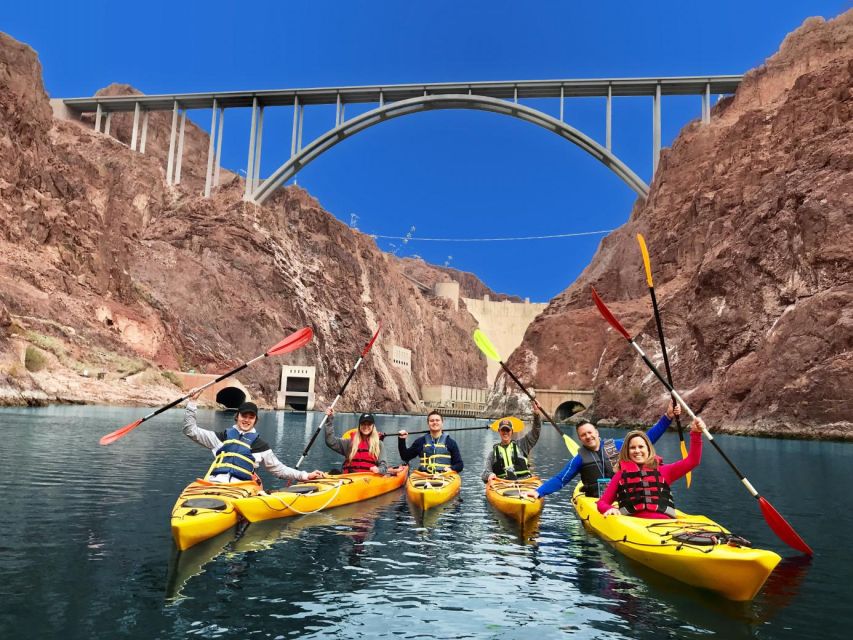 Hoover Dam Kayak Tour & Hike - shuttle from Las Vegas - From Las Vegas to the Colorado River