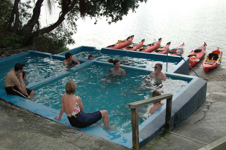 Hot Pools Kayak & Evening Barbecue - Key points to know before booking