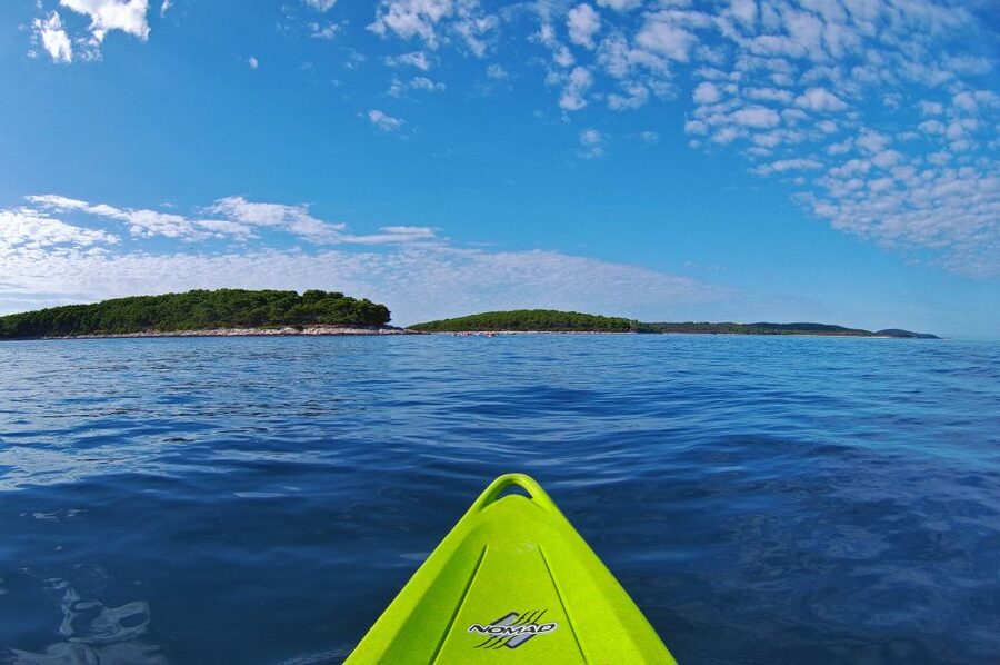Hvar: Pakleni Islands Self-Guided Kayaking Tour - Crossing from Hvar to the Pakleni Islands