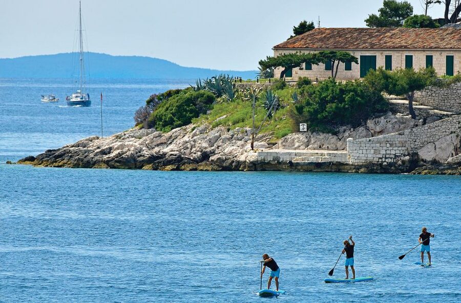 Hvar: Stand Up Paddle Board Rental - Price, timing, and what you get for $17
