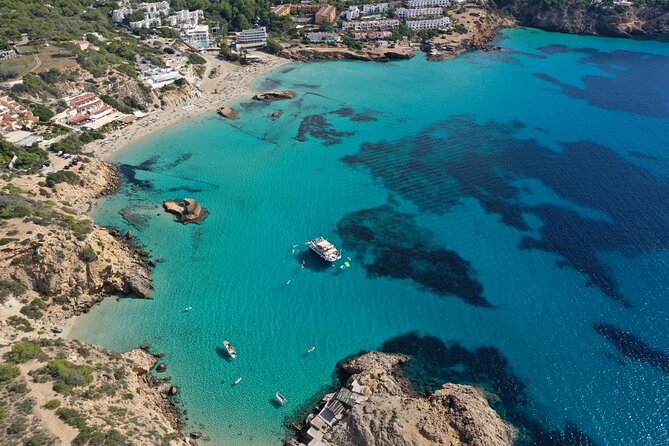 Ibiza Beach Hopping Cruise with Paddleboards, Drinks and Food 6h - Getting to Float Your Boat Ibiza in San Antonio