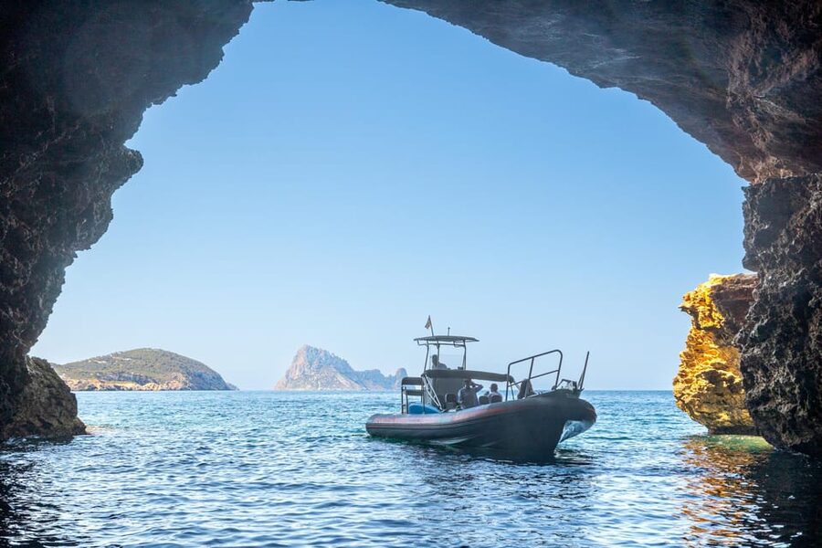 Ibiza: SpeedBoat trip to Atlantis & Es Vedra Snorkel+Paddle - Leaving San Antonio on the Capelli RIB