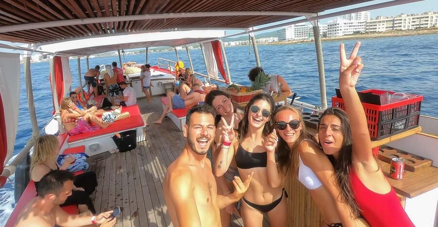 Ibiza: Sunset Boat Trip with Snorkeling, Kayaking, & Drinks - Should You Book This Sunset Cruise?