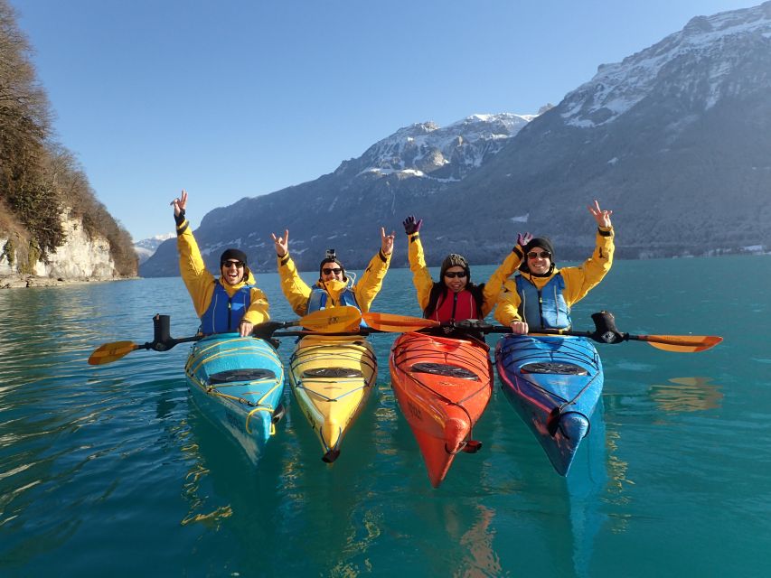 Interlaken: Small-Group Winter Kayak Tour on Lake Brienz - Paddling toward Ringgenberg Castle