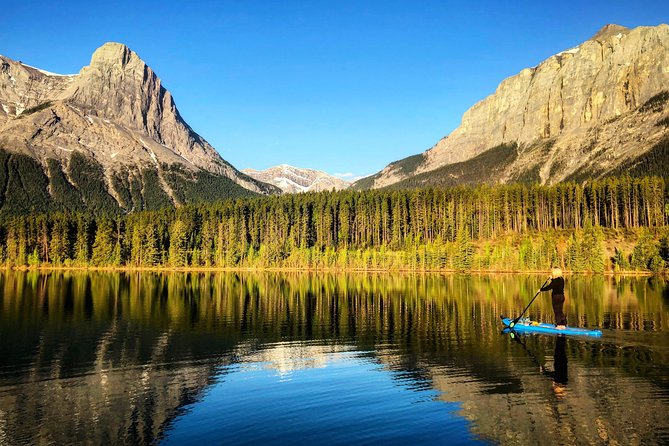 Intro to Stand Up Paddleboarding, Banff National Park - The scenery is a major part of the value