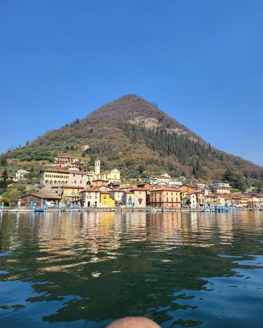 Iseo Lake: rental of kayaks in Pilzone di Iseo - The first 25 minutes toward Monte Isola