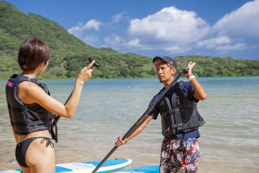 Ishigaki Island: SUP or Kayaking experience at Kabira Bay - The one-hour water session