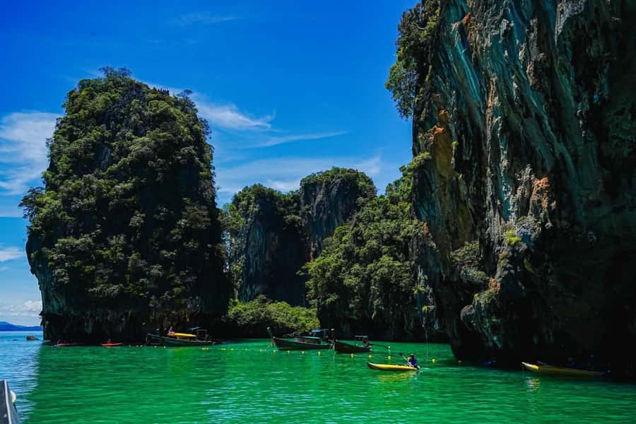 Jame bonds canoe 7 point 6 Island Premium trip - Panak Island and the mangrove caves