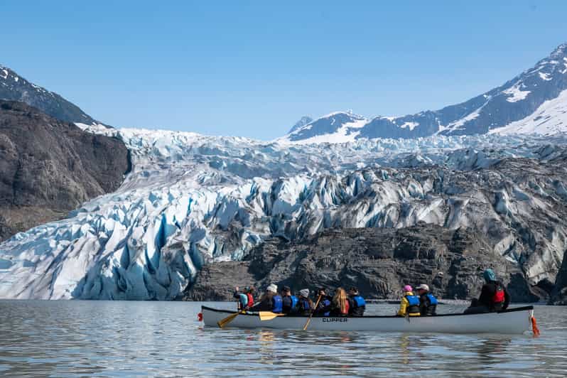 Juneau: Mendenhall Glacier Canoe Paddle and Hike - Paddling across Mendenhall Lake