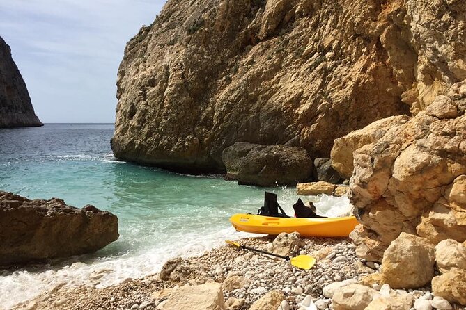 Kayak And Snorkel Excursion in Jávea. Portitxol - Granadella - What the guides add to the trip