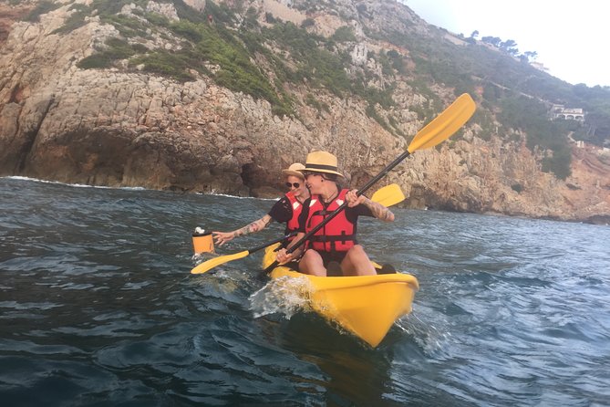 Kayak and snorkel excursion to Cova Tallada - Why Cova Tallada works well by kayak