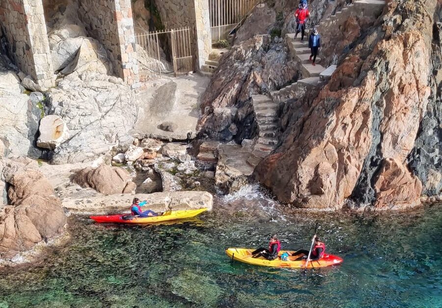 Kayak and snorkel Tour Platja d'Aro - Local guides and the level of support