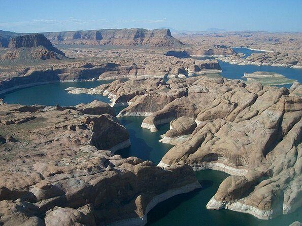 Kayak Antelope Canyon and hike, at Lake Powell - Paddling from Antelope Point to the canyon