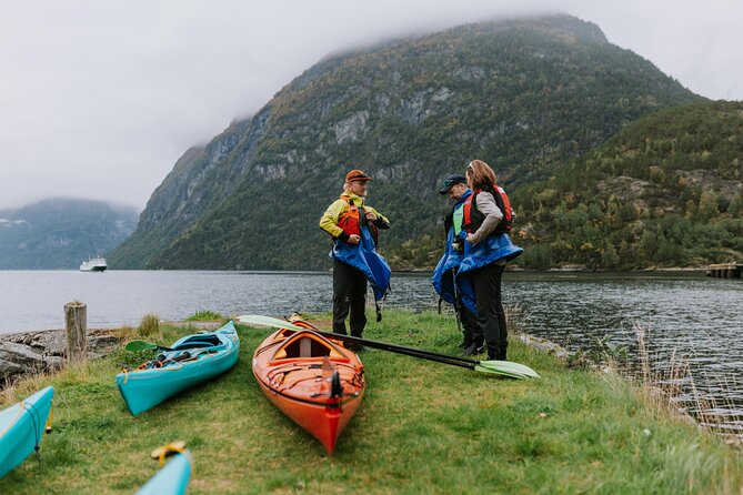 Kayak Tour with Waterfall Views in Geiranger - Why Geiranger Fjord Works So Well From a Kayak