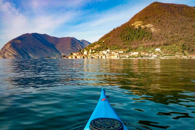 Kayak Trip to Monte Isola, on Iseo lake - A short lesson before you leave shore