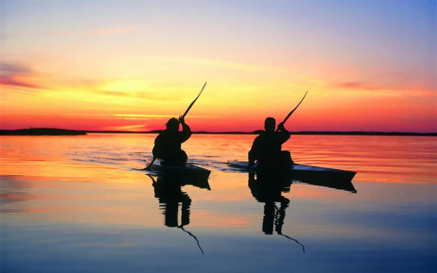 Kayaking Jeffreys Bay - The difference between a kayak tour and a kayak hire